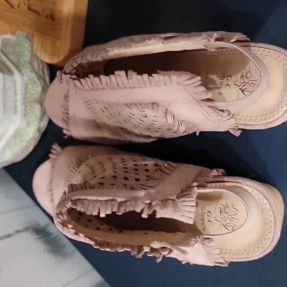 G.C. Shoes - Picture 5 of 7